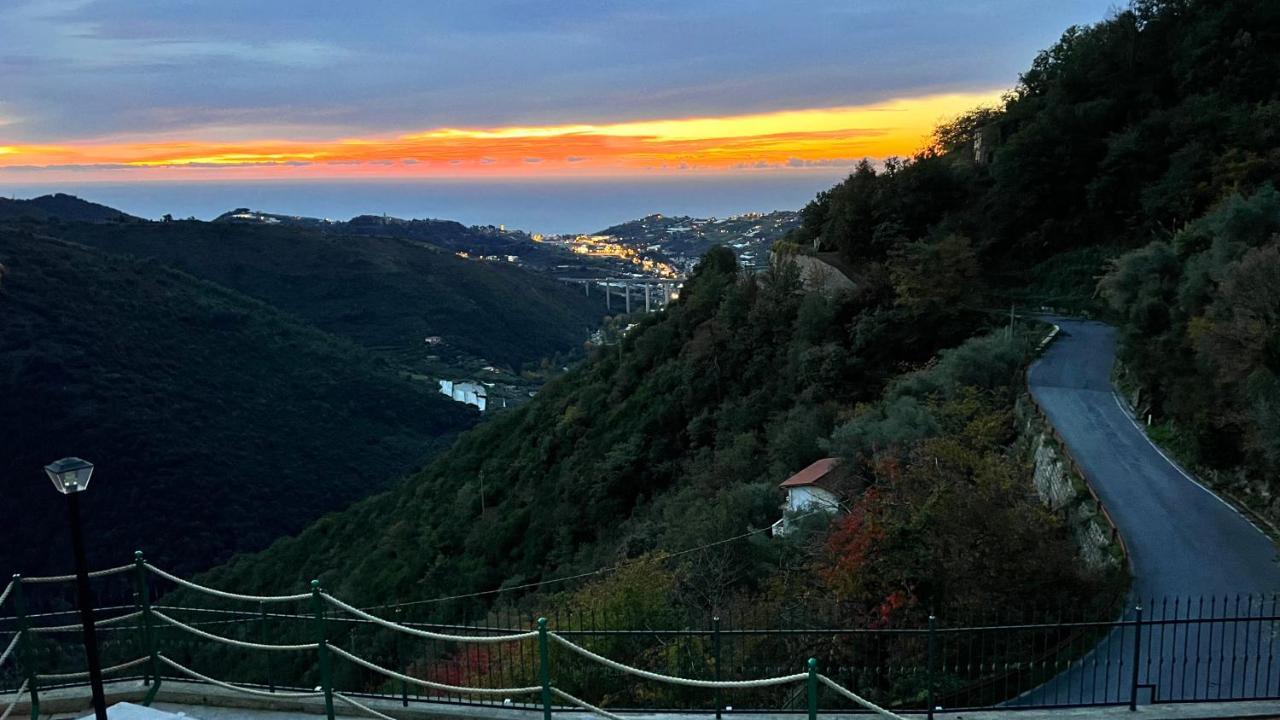 Villa Di Campagna Con Vista Mare 5 Camere Da Letto Pampara Exteriör bild