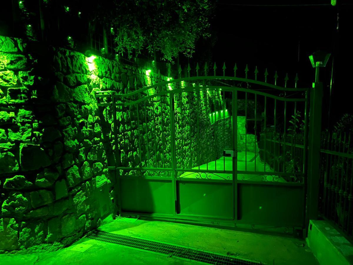 Villa Di Campagna Con Vista Mare 5 Camere Da Letto Pampara Exteriör bild